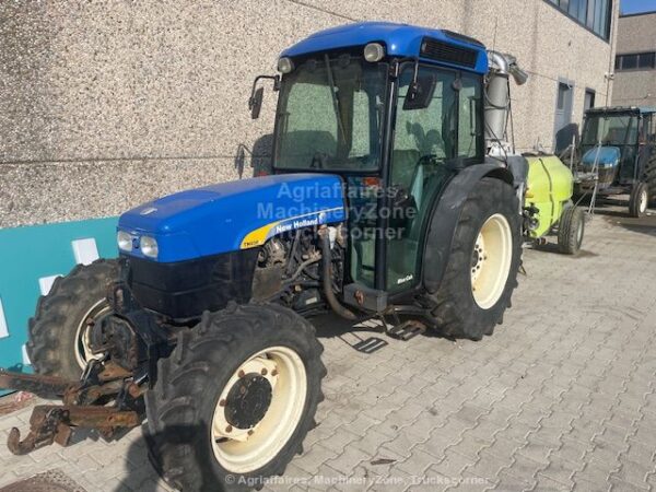 NEW HOLLAND TN95FA