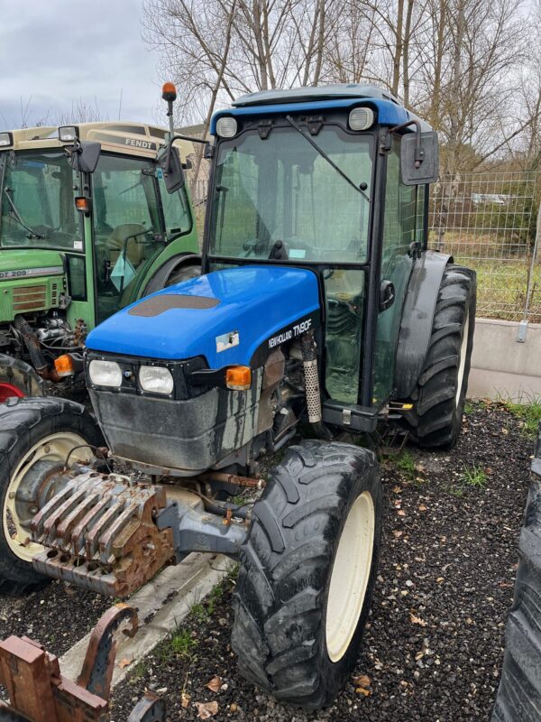 NEW HOLLAND TN90F
